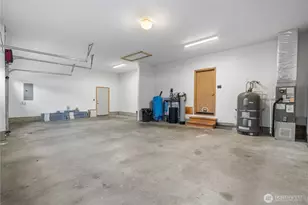 15840 Lawrence Lake Rd SE, Yelm, WA 98597 - Photo 28