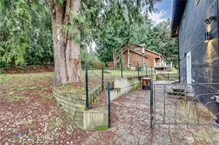 7500 NE Harbor View Dr, Poulsbo, WA 98370 - Photo 34