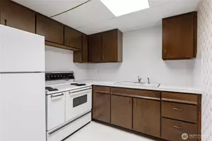 352 Marine Dr, Coupeville, WA 98239 - Photo 26