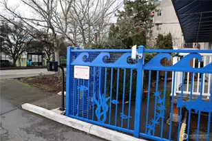 9050 Seward Park Ave S, Seattle, WA 98118 - Photo 22