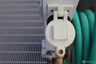 9050 Seward Park Ave S, Seattle, WA 98118 - Photo 6