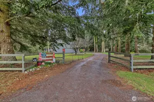 1991 Karen Rd, Oak Harbor, WA 98277 - Photo 4