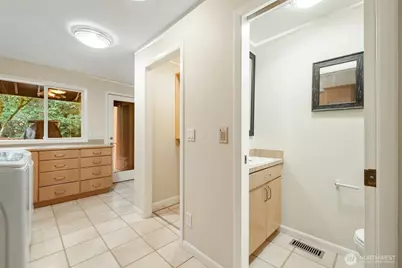 5004 134th Place NE, Bellevue, WA 98005 - Photo 16