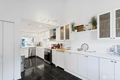 2023 Narrows View Circle NW #B213, Gig Harbor, WA 98335 - Photo 8