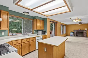 7996 Cabrini Dr SE, Port Orchard, WA 98367 - Photo 10