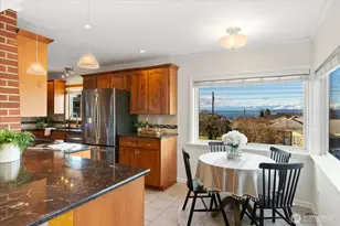 1001 Maple St, Edmonds, WA 98020 - Photo 10