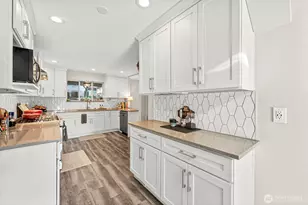 702 Yale St, Fircrest, WA 98466 - Photo 18