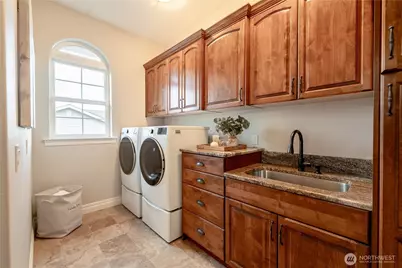 19837 47th Avenue NE, Lake Forest Park, WA 98155 - Photo 28