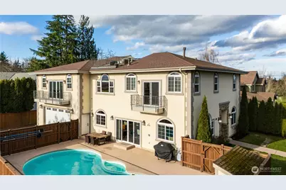 19837 47th Avenue NE, Lake Forest Park, WA 98155 - Photo 2