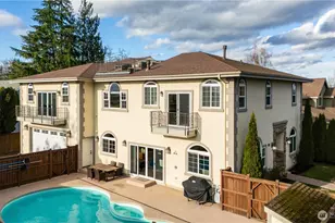 19837 47th Ave NE, Lake Forest Park, WA 98155 - Photo 2