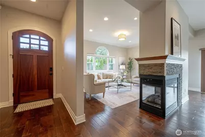 19837 47th Avenue NE, Lake Forest Park, WA 98155 - Photo 4