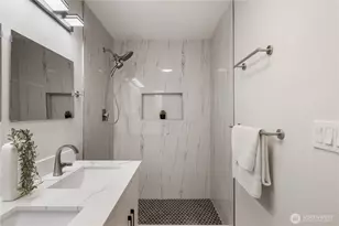 336 NE 175th St, Shoreline, WA 98155 - Photo 8