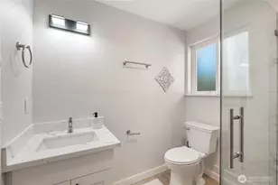 336 NE 175th St, Shoreline, WA 98155 - Photo 12