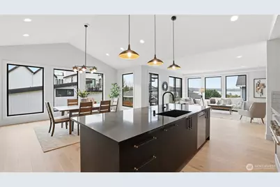 1015 N 35th Street, Renton, WA 98056 - Photo 14