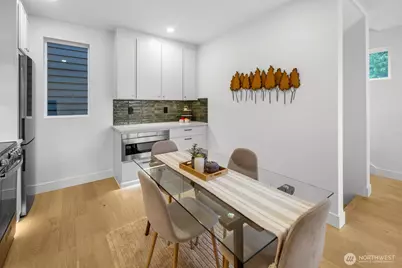 6012 B 35th Avenue NE, Seattle, WA 98115 - Photo 8