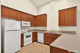 3910 68th Dr NE, Marysville, WA 98270 - Photo 12