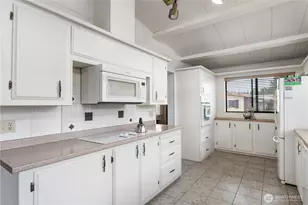 11436 SE 208th St, Kent, WA 98031 - Photo 12