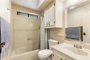 11436 SE 208th St, Kent, WA 98031 - Photo 14