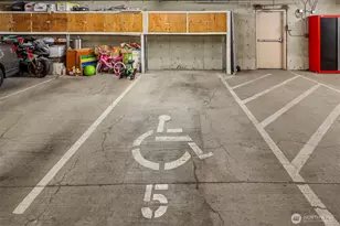 3318 30th Ave SW, Seattle, WA 98126 - Photo 14