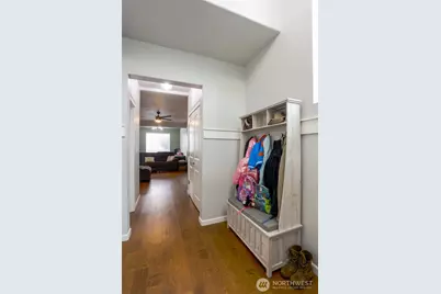 3823 Westar Avenue SW, Bremerton, WA 98312 - Photo 4