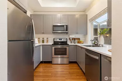 20901 Cypress Way #16, Lynnwood, WA 98036 - Photo 8