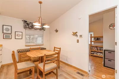 900 29th Street SE #D-11, Auburn, WA 98002 - Photo 8