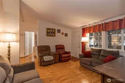 900 29th Street SE #D-11, Auburn, WA 98002 - Photo 6