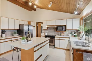 7808 89th Pl SE, Mercer Island, WA 98040 - Photo 14