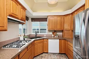 4694 Wrightsman Pl, Clinton, WA 98236 - Photo 6