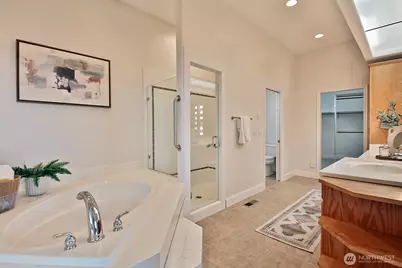 4694 Wrightsman Place, Clinton, WA 98236 - Photo 16