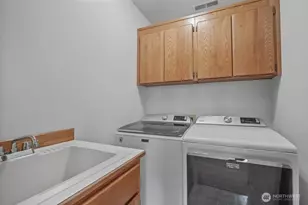 126 Cormorant Dr, Steilacoom, WA 98388 - Photo 20