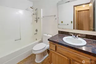 604 Hawks Glen Dr SE, Olympia, WA 98513 - Photo 18