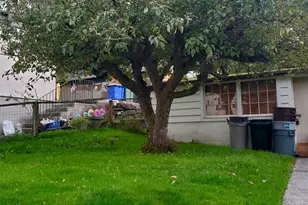 640 Bell St, Edmonds, WA 98020 - Photo 4