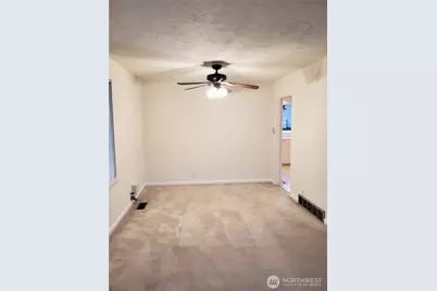 640 Bell Street, Edmonds, WA 98020 - Photo 14