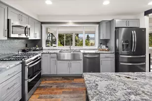 8807 Shadow Wood Dr, Everett, WA 98208 - Photo 14