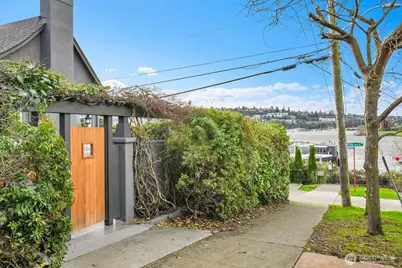 121 E Edgar Street, Seattle, WA 98102 - Photo 36