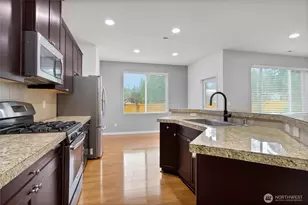 17003 83rd Ave Ct E, Puyallup, WA 98375 - Photo 10