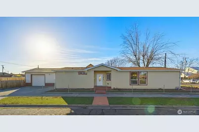 310 S 10th Avenue, Walla Walla, WA 99362 - Photo 1