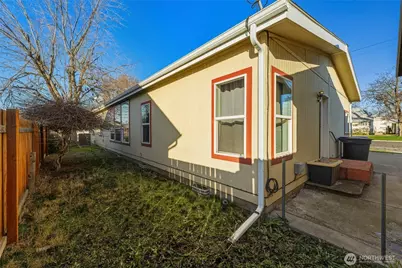 310 S 10th Avenue, Walla Walla, WA 99362 - Photo 20