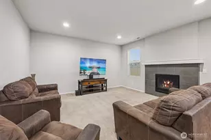 18818 106th Ave Ct E, Puyallup, WA 98374 - Photo 8