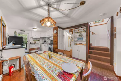 9778 Mt Baker Highway, Deming, WA 98244 - Photo 8