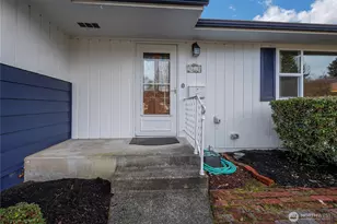 5218 S 11th St, Tacoma, WA 98465 - Photo 2