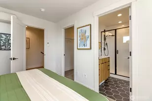 8811 Interlake Ave N, Seattle, WA 98103 - Photo 14