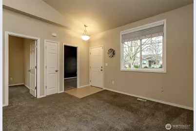 5480 Balustrade Boulevard SE, Lacey, WA 98513 - Photo 4