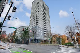 121 Vine St, Seattle, WA 98121 - Photo 2