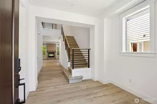 19515 81st Pl NE, Kenmore, WA 98028 - Photo 4