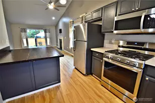 19205 206th St Ct E, Orting, WA 98360 - Photo 8