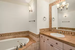 10132 NE 59th St, Kirkland, WA 98033 - Photo 24