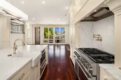 10132 NE 59th Street #C, Kirkland, WA 98033 - Photo 8
