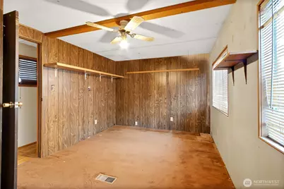 20006 117th Street E, Bonney Lake, WA 98391 - Photo 14